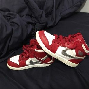 Jordan Shoes - Red kids Jordan’s Jordan Shoes - Red kids Jordan’s